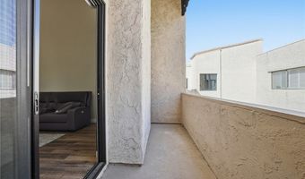5310 Zelzah Ave 302, Encino, CA 91316