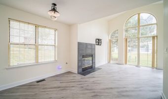 791 W Happfield Dr, Arlington Heights, IL 60004