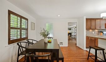 6438 Ivarene Ave, Los Angeles, CA 90068
