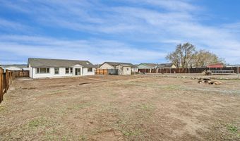 123 Shadow Mountain Dr, Fernley, NV 89408