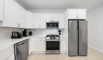 161 BROADWAY 1F, Bayonne, NJ 07002