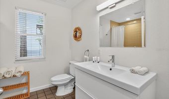 317 N BAY Blvd, Anna Maria, FL 34216