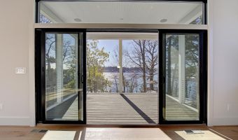 48 A E LAKE Dr, Annapolis, MD 21403