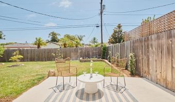 1713 Stewart St, Oceanside, CA 92054