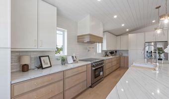 616 FERN St, Anna Maria, FL 34216