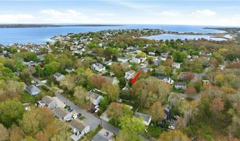 10 What Cheer Rd, Narragansett, RI 02882