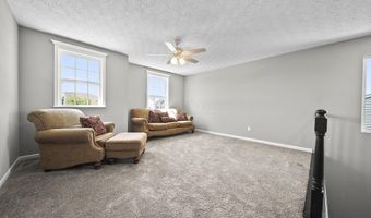 43 Burroughs Dr, Ashville, OH 43103