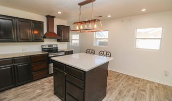 1007 Avenue E, Abernathy, TX 79311