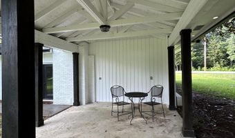 1104 W Church St, Booneville, MS 38829