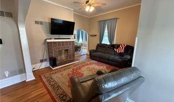 619 N 10th St, Atchison, KS 66002
