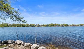 26198 W Spring Grove Rd, Antioch, IL 60002