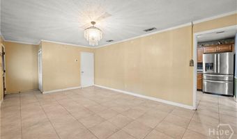 2206 N Fernwood Dr, Savannah, GA 31404