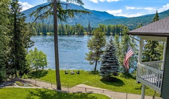 512 River Dr, Clark Fork, ID 83811