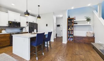 2820 Sweetgrass Dr, Brookings, SD 57006