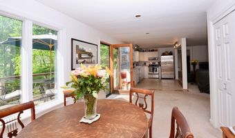 23 Middlebrook Dr, Arundel, ME 04046