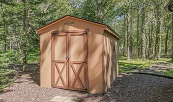 222 Keats Ln, Albrightsville, PA 18210