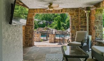 1952 CANTERBURY Rd, Abington, PA 19001