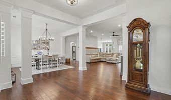 1984 Clovercroft Rd NW, Acworth, GA 30101