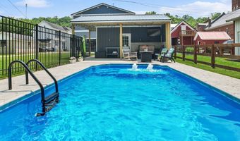 105 E 4th St, Augusta, KY 41002
