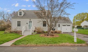 28 Mill Creek Rd, Branford, CT 06405