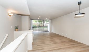 1900 Vine 214, Hollywood, CA 90068