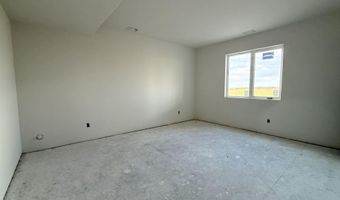 1811 WINEGLASS Rd, Cheyenne, WY 82009