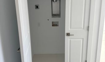 1334 E LONE ROCK Dr, Big Water, UT 84741