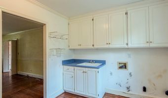 711 Oberlin Rd, Augusta, GA 30909
