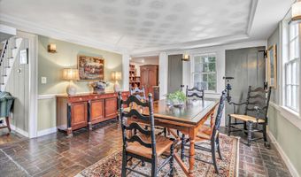 137 Rockwell Rd, Bethel, CT 06801