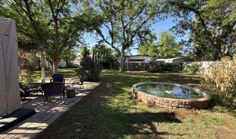 1305 S Country Club Cir, Carlsbad, NM 88220