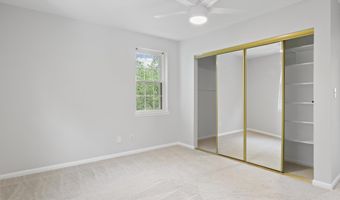 2641 S WALTER REED Dr B, Arlington, VA 22206