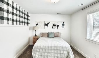 2737 Pinfire Crk, Ammon, ID 83406