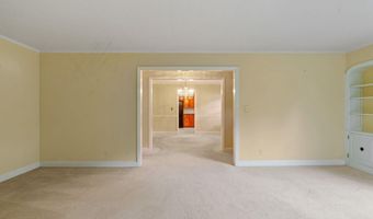 175 Colonial Ave, Albany, NY 12208