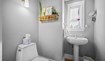 101 Brosville St, Airville, PA 15203