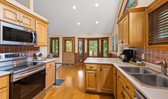 5383 Salmon Run, Auburn, IN 46706