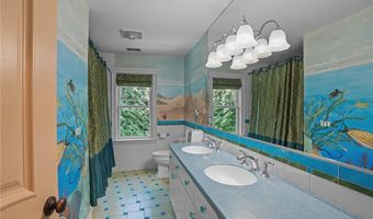 74 Bayberry Rd, Narragansett, RI 02882