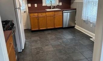 121 Pennant Ave, Beachwood, NJ 08722