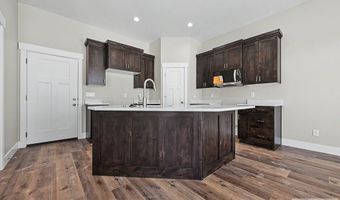 6283 Fenwood Ln, Ammon, ID 83406