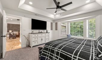 5 Dunvegan Ln, Bella Vista, AR 72715