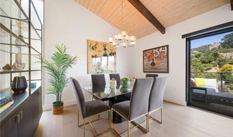 2522 Zorada Dr, Los Angeles, CA 90046