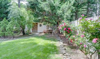 4918 SUNSET Ln, Annandale, VA 22003