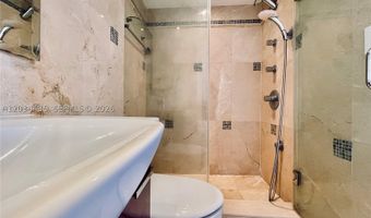 3300 NE 192nd St 1712, Aventura, FL 33180