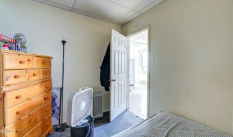 3 Young Ave, Amsterdam, NY 12010