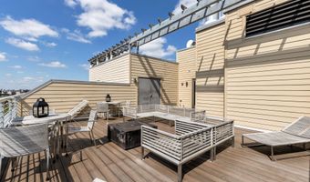 2550 17TH St NW 317, Washington, DC 20009