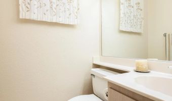 521 Arbor Dr 105, San Diego, CA 92103