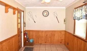 2071 Dewey Rd, Ashtabula, OH 44004