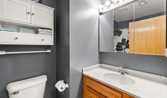 904 NE 48th Ln, Ankeny, IA 50021
