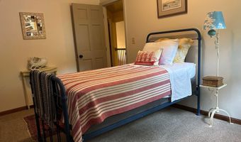 581 E Side Dr, Alton, NH 03810