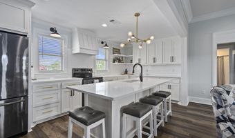 4021 Blue Jay St, Bay St. Louis, MS 39520