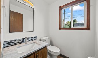 424 E Manor Ave, Anchorage, AK 99501